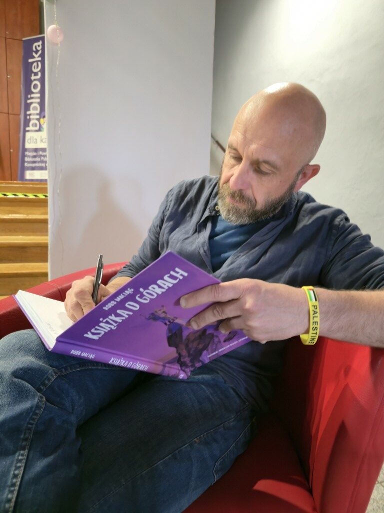 „Autor na wyciągnięcie ręki”, czyli spotkanie autorskie z Robertem Maciągiem